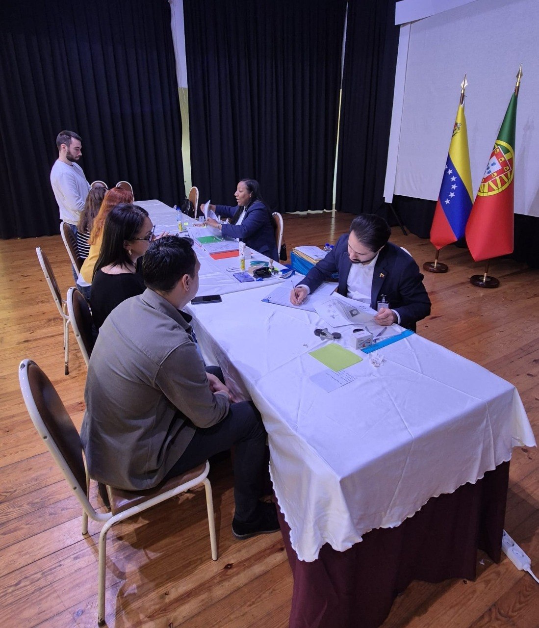 Consulado General en Lisboa realizó operativo especial de atención consular en Aveiro